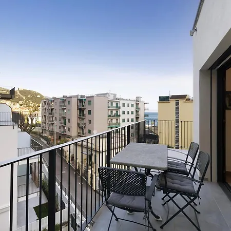 Con Vista Mare 아파트